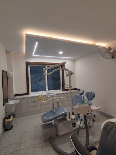 Kanan Dental Multispeciality Hospital-equipment 3